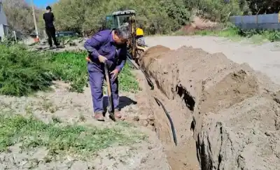 Puerto Pirámides: la red de agua potable que no daba abasto empieza a cambiar