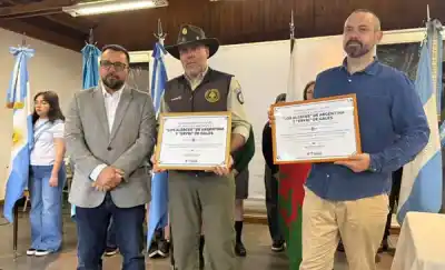 Esquel firmó un acuerdo con un parque de Gales: el gesto que nadie esperaba al final del acto