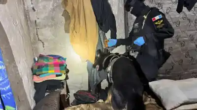 Allanaron una casa en barrio San Martín y los dos hombres que estaban adentro terminaron detenidos