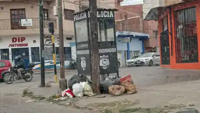 Reclaman más policías y se topan con un detalle que indigna en plena avenida
