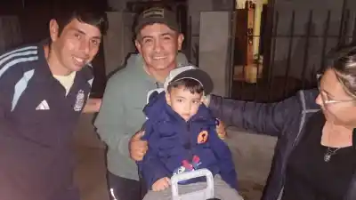 Un nene de 2 años se ahogó con una moneda: el grito que movilizó a todo un barrio de Carcarañá