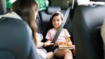 En Santa Fe, 7 de cada 10 chicos viajan sin la protección correcta en el auto