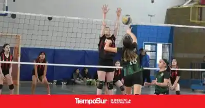 Los pibes de Santa Cruz que viajan 20 horas para jugar el torneo que nadie quiere perderse