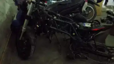 Allanamiento en Comodoro: se llevaron varias motos, pero no esperaban lo que había adentro