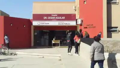 Se tragó una abeja mientras jugaba: el aguijón quedó en un lugar que nadie imaginó