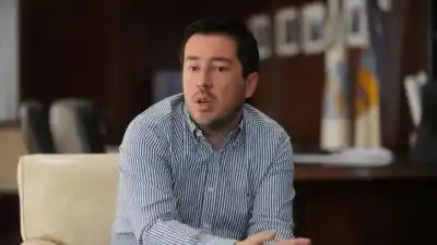 Nardini lanzó su candidatura a gobernador y dejó una frase que incomoda a propios y ajenos