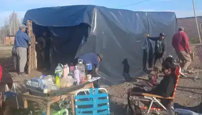 Ocuparon un predio en Roca y armaron guardias de 24 horas: el giro que nadie esperaba