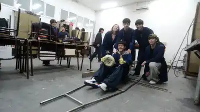 Estudiantes de la EPET 7 construyen un karting eléctrico desde cero y se meten en una competencia provincial