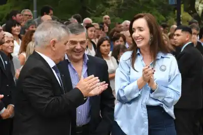 Una figura nacional llegó a la ciudad para un homenaje que dejó un mensaje contundente