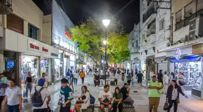 Los que construyen en el centro de Salta destaparon un problema que nadie esperaba