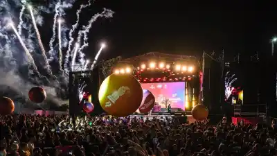 Santa Fe despidió los Suramericanos con una marea de 100.000 personas y un número que quedará en la historia