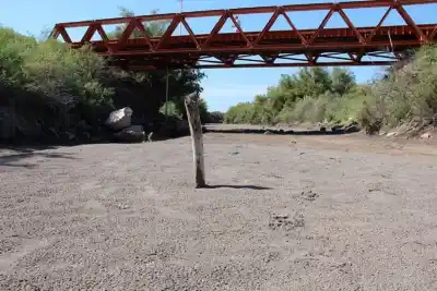 La guerra silenciosa que divide a la Argentina: 110 causas en la Corte y un río en el centro de la pelea
