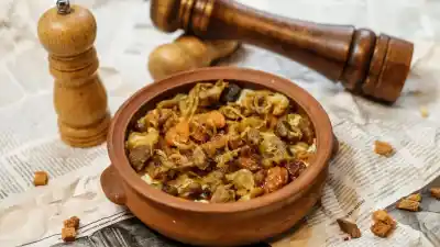 ¿Un solo recipiente que da nombre al plato? Descubrí el secreto de esta preparación que desafía el frío