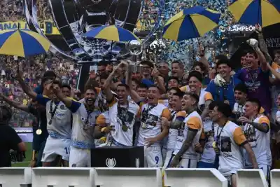 Di María brilló, Central gritó campeón y Santiago vivió un final que nadie esperaba