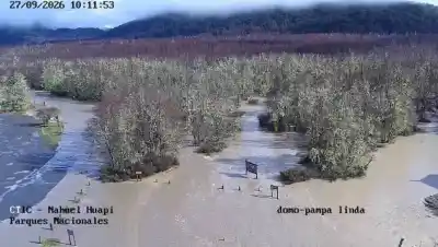 El río Manso se desbordó y cortó el camino al Tronador: el plan B que pocos conocen