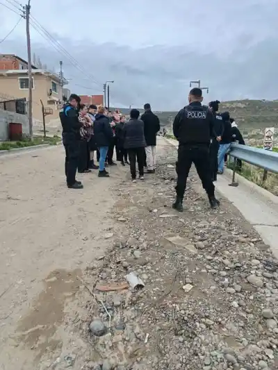 Denunciaron por WhatsApp una ocupación en Comodoro y no era en cualquier lugar