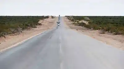 La ruta que sostiene Vaca Muerta y casi nadie mira ya tiene asfalto nuevo: cuánto falta