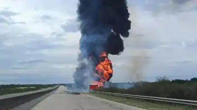 Un choque en la Ruta 14 desató un incendio incontrolable: lo que ocurrió después