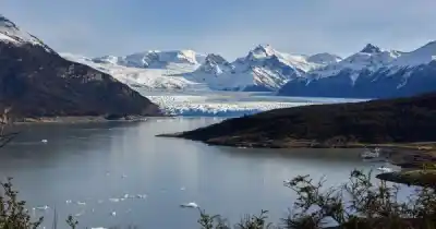 El decreto que autoriza vender tierras frente al Perito Moreno desató una dura advertencia en El Calafate