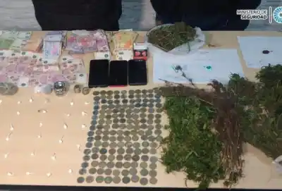 Desbaratan un kiosco de ventas de drogas en Famaillá