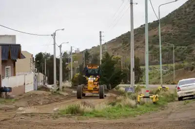 Comodoro se prepara para las lluvias: dónde está trabajando la maquinaria pesada