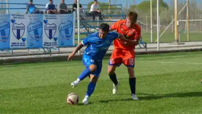 Regional Amateur: el empate que dejó a Deportivo Roca con la clasificación en el bolsillo