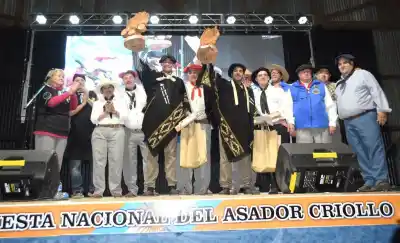 El asado que se llevó todos los aplausos: los hermanos de Macachín que sorprendieron en Miguel Riglos