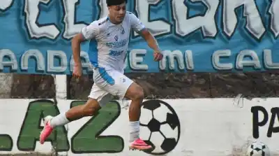 Central Argentino no tuvo piedad: 3 a 0 en un primer tiempo para el recuerdo