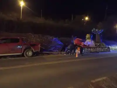 Una carroza del Bachi 16 volvía de la Fiesta de los Estudiantes: el viaje terminó de la peor manera