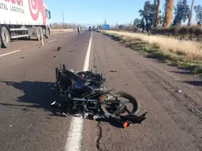Un camión frenó 25 metros sobre la ruta 16: lo que resolvió la Justicia del Chaco