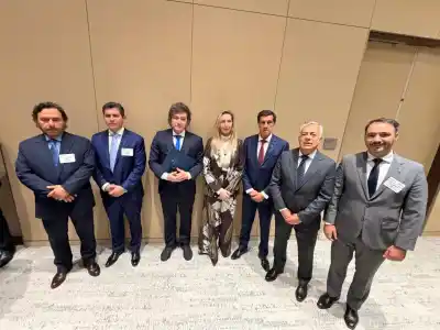 El viaje de Valdés a París que busca repetir un negocio redondo