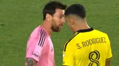 Messi cara a cara con un uruguayo: el cruce que nadie vio venir y que ya tiene antecedente