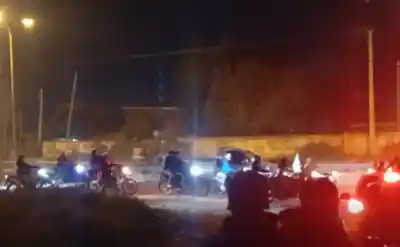 Bailaban en la zona de los boliches de Alto Comedero y la Policía les encontró algo que no esperaban