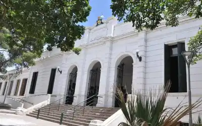 El paro universitario que paraliza las aulas y pone al Gobierno contra las cuerdas