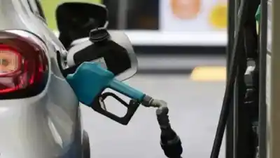 Las petroleras acuerdan un congelamiento de precios que impactará en los surtidores