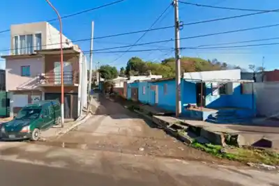 Cuatro hombres entraron a su casa en Paraná y lo que le hicieron adentro terminó en el hospital