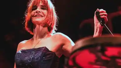 Fabiana Cantilo llega a Catamarca con un show que nadie esperaba