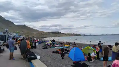 El viento costero no deja escapar la humedad: qué pasará con el tiempo en Comodoro esta semana