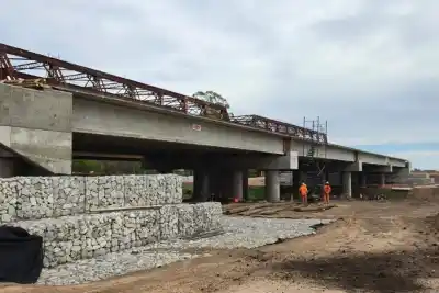 La obra que promete cambiar el acceso a Ballesteros Sud ya tiene fecha: cuánto falta para el nuevo puente