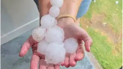 San Cristóbal amaneció bajo el granizo: las piedras que cayeron sorprendieron a todos