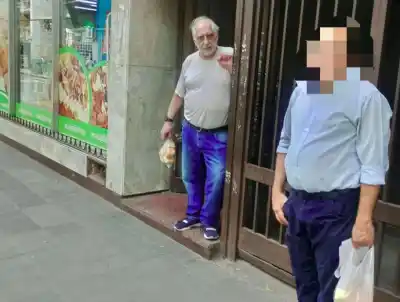 Alberto Lebbos lo cruzó en pleno centro y estalló: "Tiene que estar encerrado"