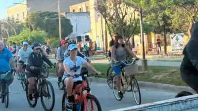 Una columna de fe sobre ruedas inicia un recorrido que une a miles: ¿Qué llevan consigo los peregrinos?