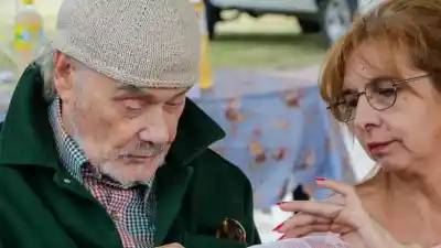 Gino Bogani conoce la Randa, el encuentro imperdible del diseñador con el milenario arte tucumano