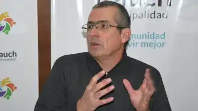 Intendente radical expone la crítica situación financiera de los municipios y lanza un reclamo contundente