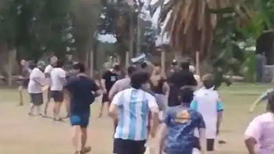 El partido de rugby infantil terminó con un padre increpando a un nene de 13 años y una denuncia policial