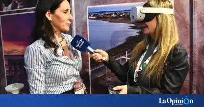 El stand de Santa Cruz donde te ponés unos lentes y aparecés en el barco de Magallanes