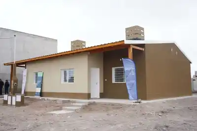 San Martín de los Andes: 52 viviendas en marcha, pero solo 5 tienen quién las construya