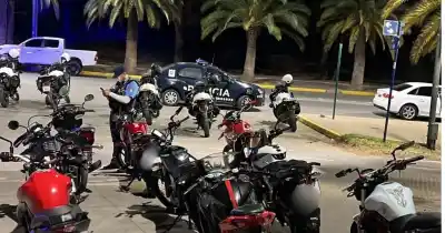 Recorrieron el Parque con la moto, pero la Policía los estaba esperando