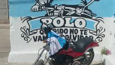 Del Bono ganó y la hinchada estrenó un homenaje que nadie esperaba