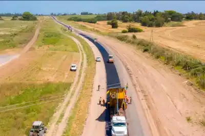 Entre Ríos recibió un crédito millonario: las obras que cambiarán el mapa vial